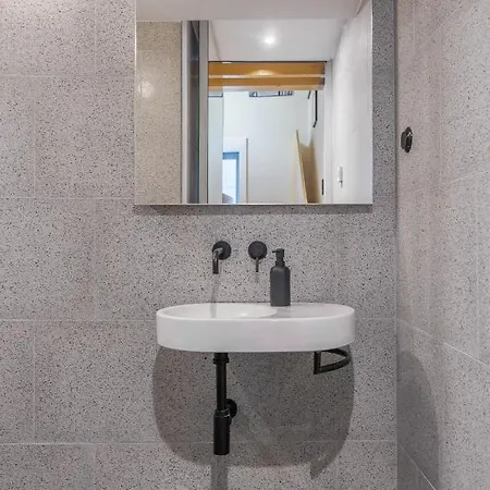 62 Design House Apartment