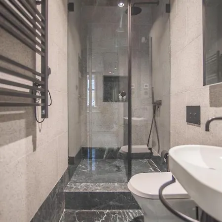 62 Design House * Porto